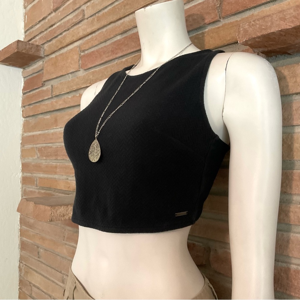 Roxy “Plans I Was Chasing” Cross Back Textured Black Cropped Tank XS